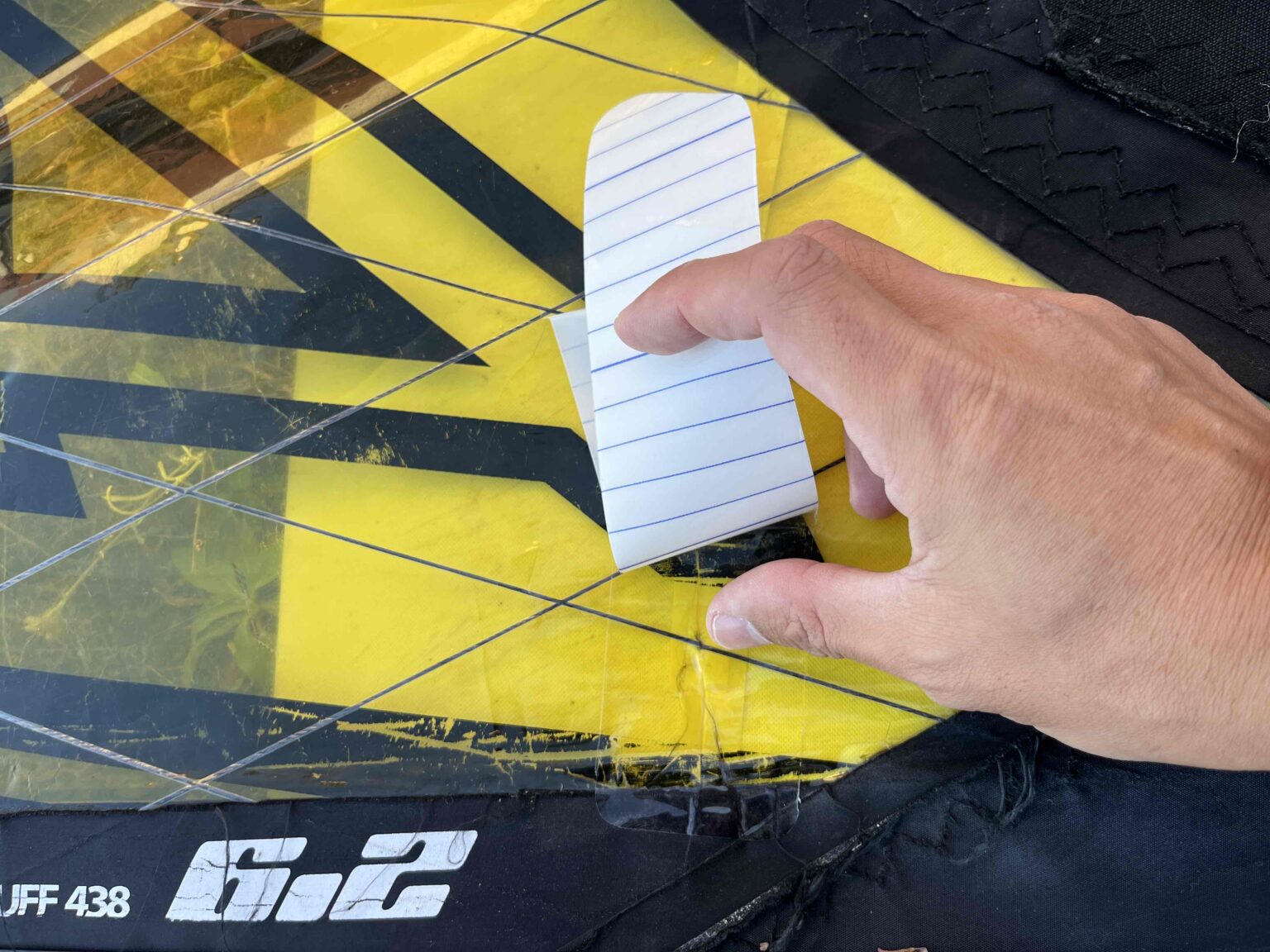 ウインドサーフィンのセイルを自分で修理する5つの方法を徹底解説 ウインドサーフィンの教科書