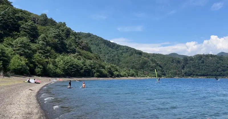 ファンビーチの海岸付近